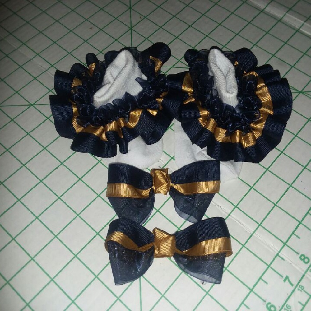 Socks n bows